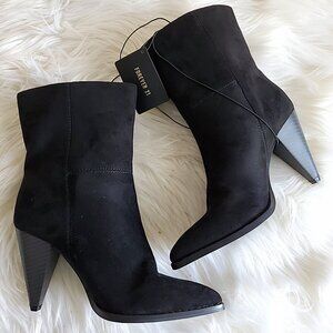 Forever 21 Black Suede Heeled Pull On Ankle Boots SZ 6